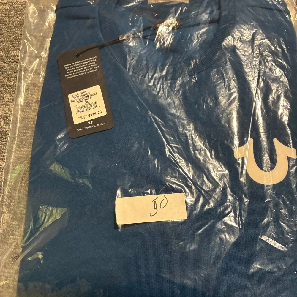 True Religion Men's XL Flock Logo Crewneck Sweatshirt Poseidon NWT
